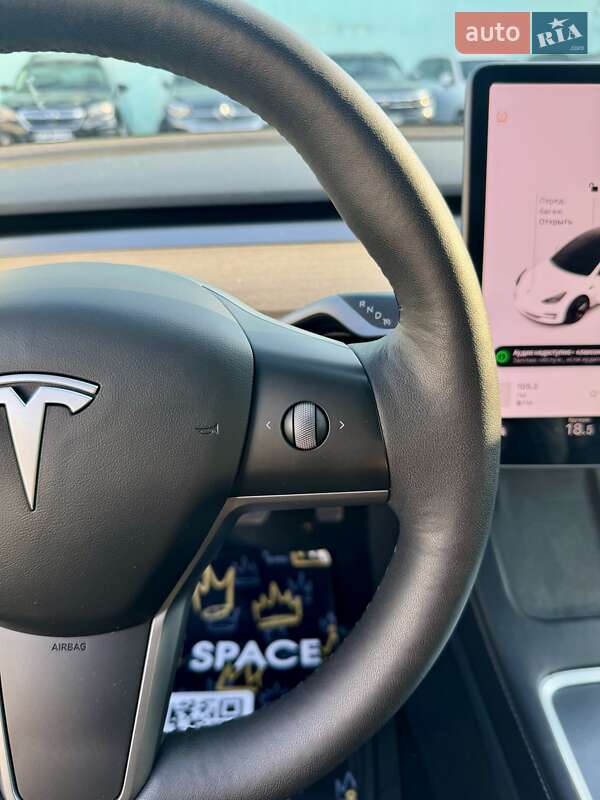 Седан Tesla Model 3 2022 в Одесі фото 26 Седан Tesla Model 3 2022 в Одесі