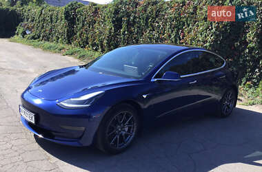 Tesla Model 3 2019