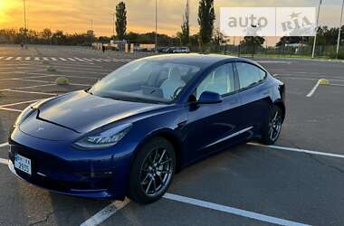 Седан Tesla Model 3 2020 в Одессе