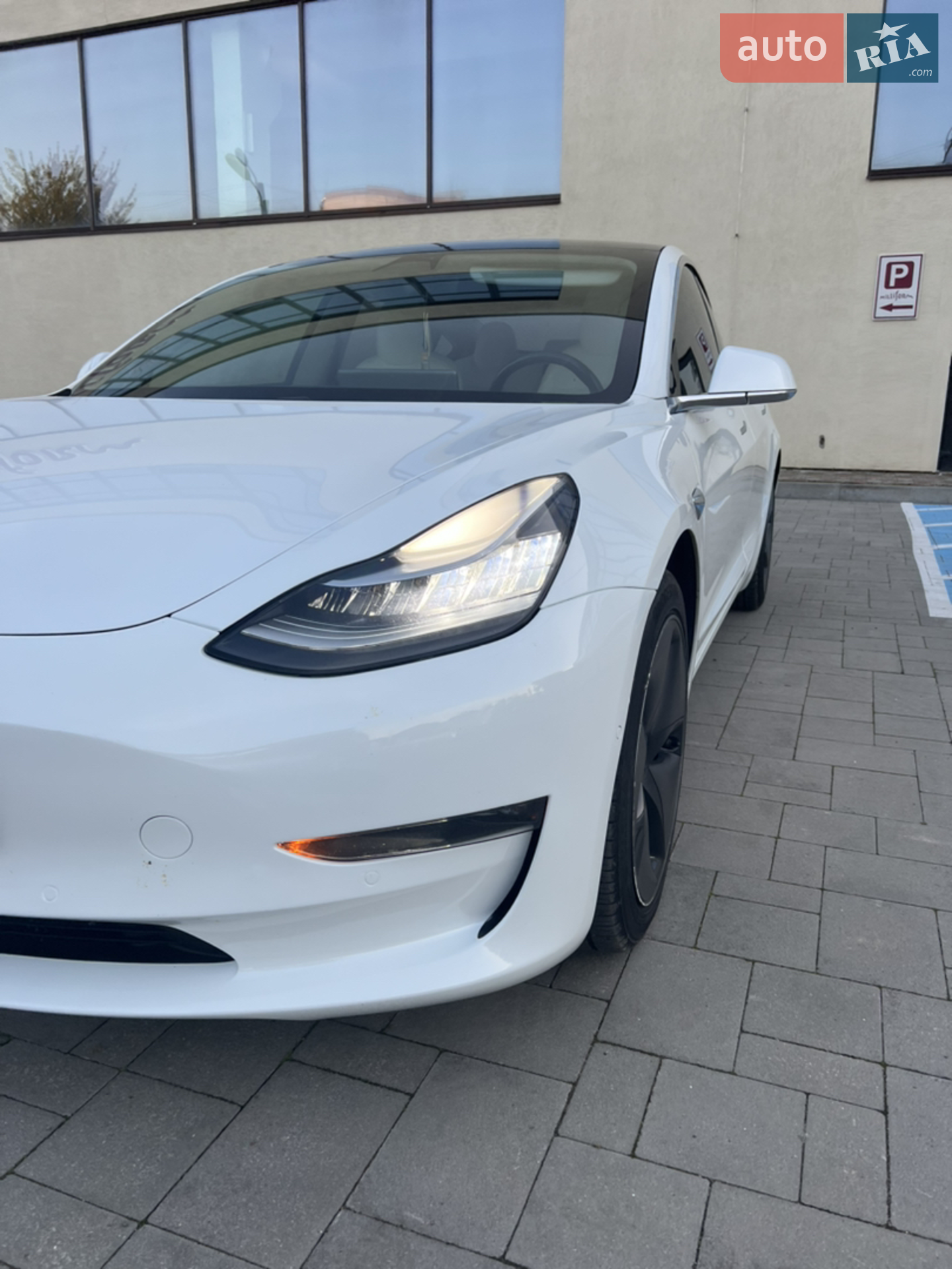 2018 Tesla Model 3 - мініатюра 16