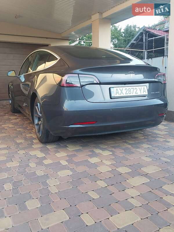 Седан Tesla Model 3 2019 в Харькове