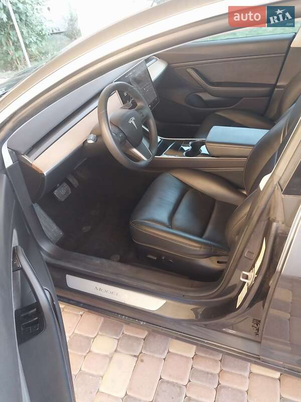 Седан Tesla Model 3 2019 в Харкові