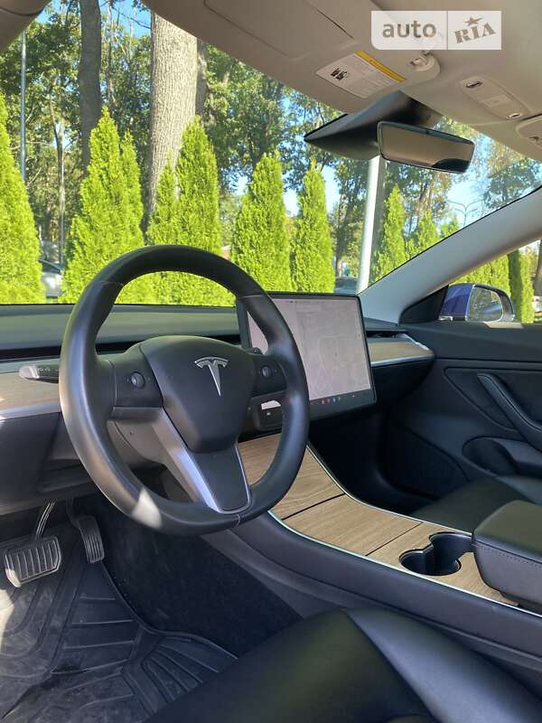 Седан Tesla Model 3 2018 в Харькове фото 12 Седан Tesla Model 3 2018 в Харькове