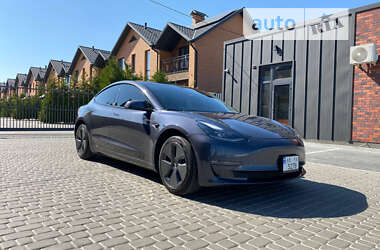 Седан Tesla Model 3 2022 в Виннице