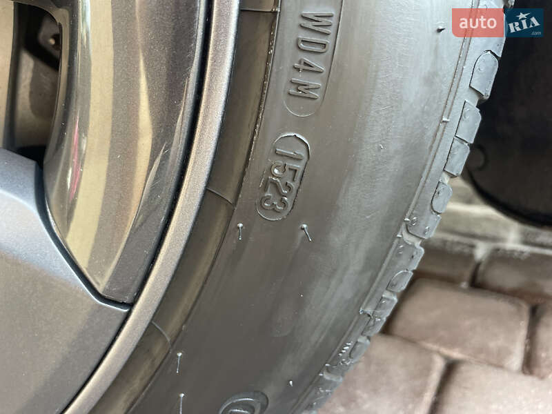 Седан Tesla Model 3 2021 в Запорожье