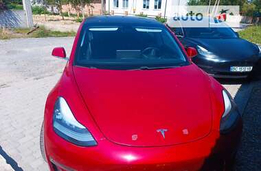 Седан Tesla Model 3 2018 в Львове