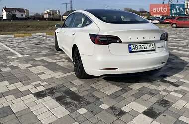 Седан Tesla Model 3 2019 в 