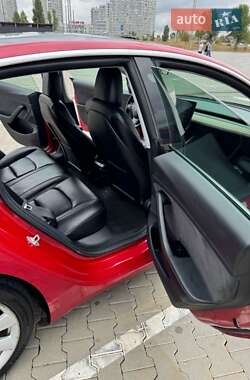Седан Tesla Model 3 2019 в Києві