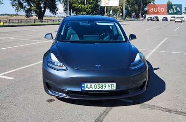 Седан Tesla Model 3 2018 в 