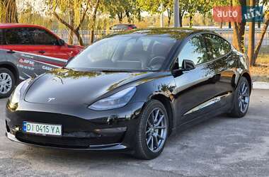 Седан Tesla Model 3 2022 в Дніпрі