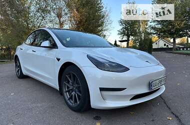 Седан Tesla Model 3 2023 в Василькове