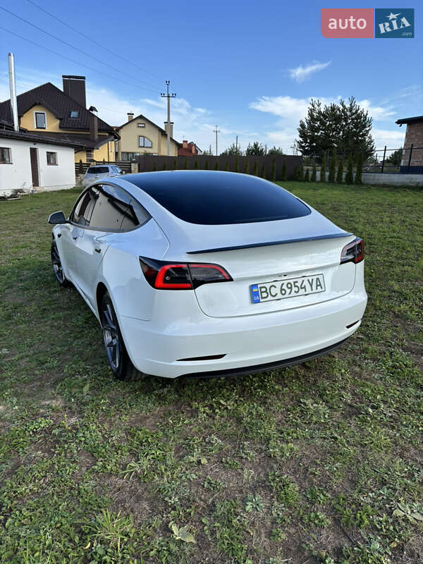 Седан Tesla Model 3 2022 в Львове фото 13 Седан Tesla Model 3 2022 в Львове