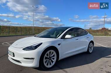 Седан Tesla Model 3 2021 в Рівному