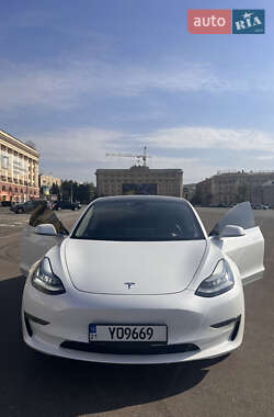 Седан Tesla Model 3 2020 в Харькове