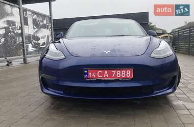 Седан Tesla Model 3 2023 в Львові