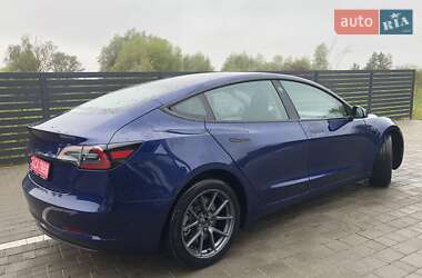 Седан Tesla Model 3 2023 в Львові