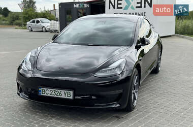 Седан Tesla Model 3 2023 в Яворові