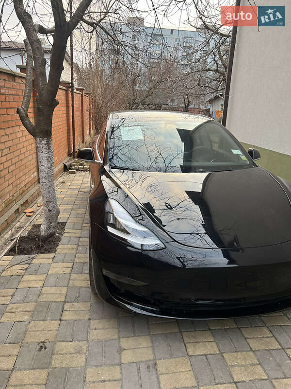 Седан Tesla Model 3 2020 в Запоріжжі