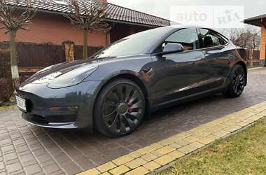 Седан Tesla Model 3 2022 в Вінниці