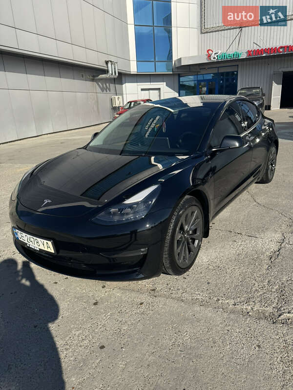 Tesla Model 3 2021