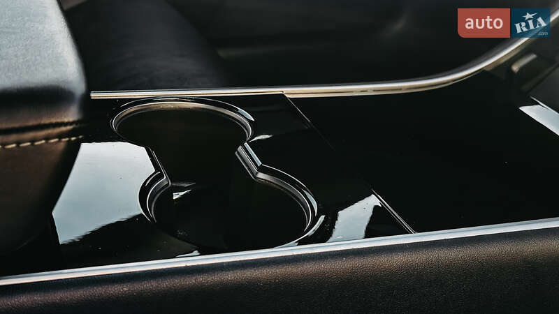 Седан Tesla Model 3 2020 в Рівному фото 23 Седан Tesla Model 3 2020 в Рівному