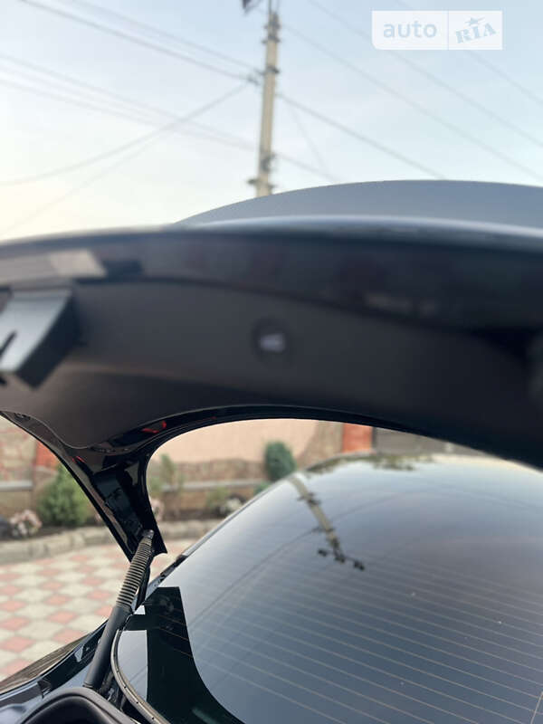 Седан Tesla Model 3 2020 в Харкові
