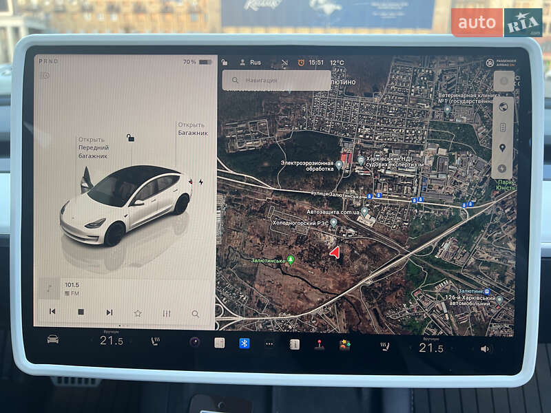 Седан Tesla Model 3 2022 в Днепре