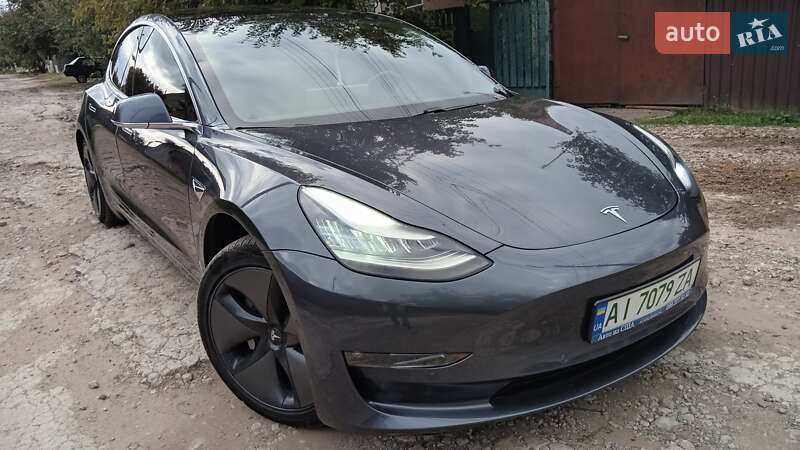 Tesla Model 3 2019