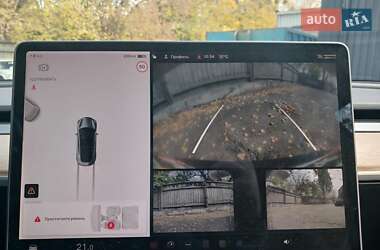Седан Tesla Model 3 2018 в 