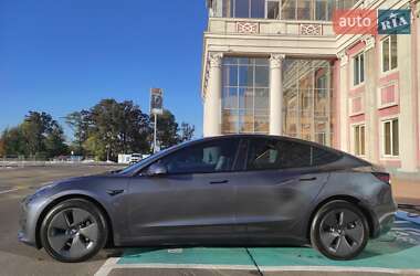 Седан Tesla Model 3 2023 в Одессе