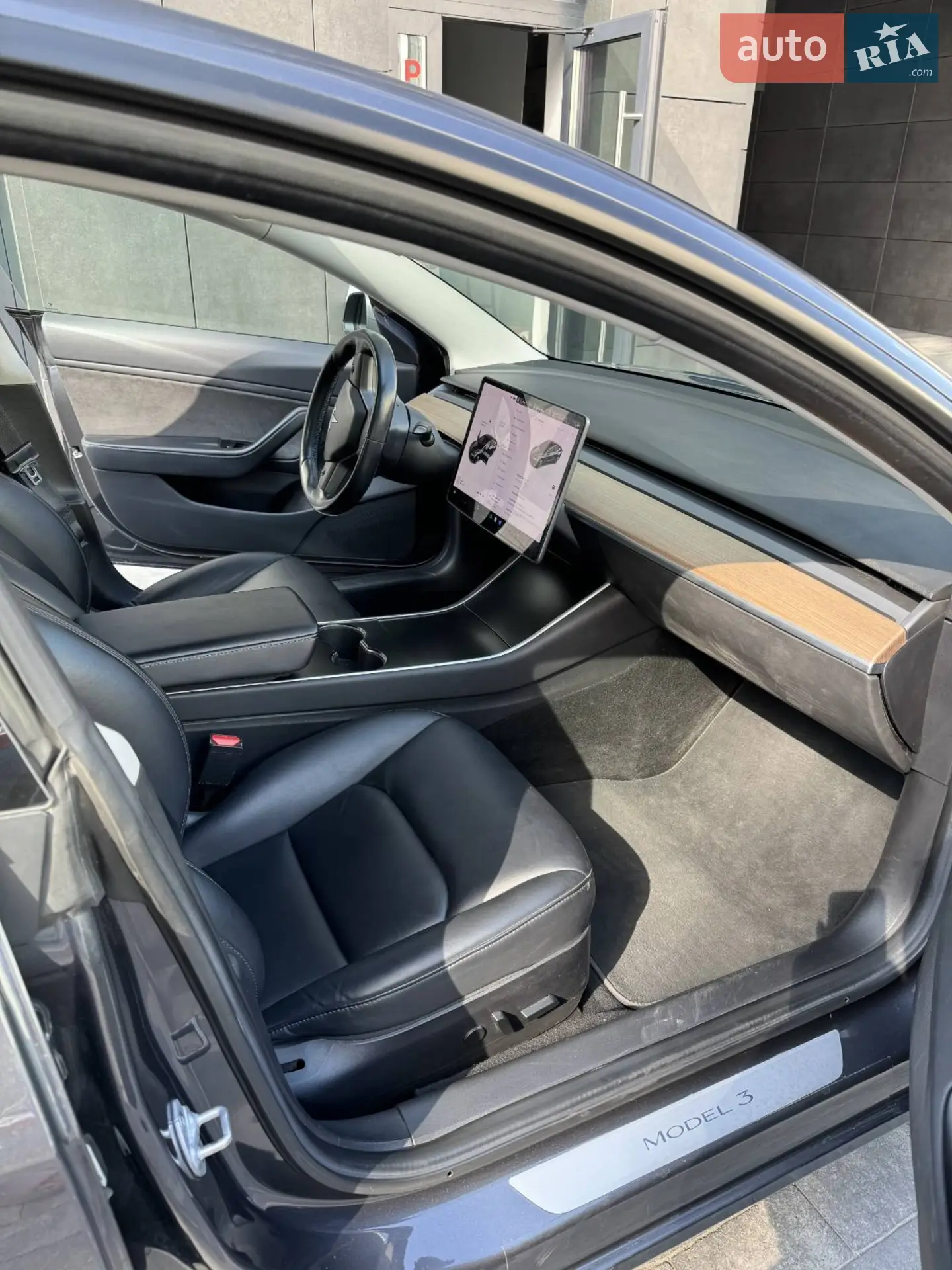 2018 Tesla Model 3 - мініатюра 5