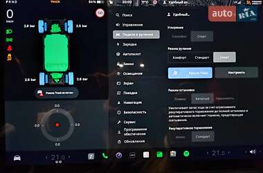 Седан Tesla Model 3 2018 в Львове