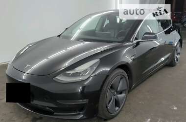 Седан Tesla Model 3 2019 в Львове