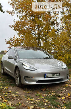 Седан Tesla Model 3 2018 в 