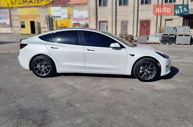 Седан Tesla Model 3 2018 в Запоріжжі