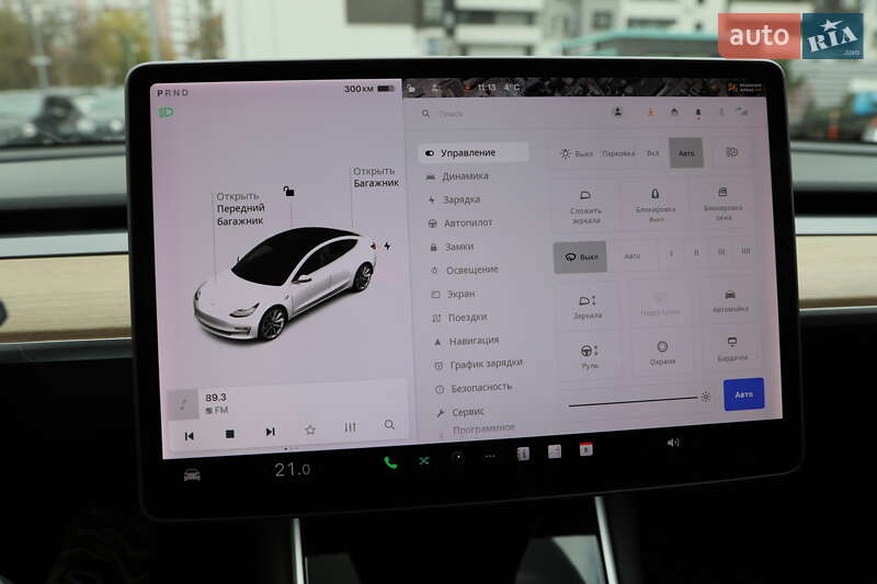 Седан Tesla Model 3 2019 в Харкові