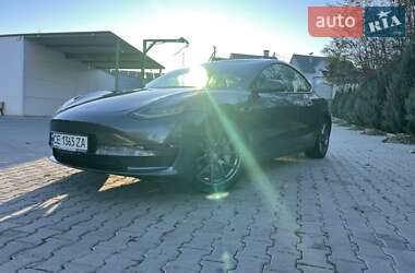 Седан Tesla Model 3 2020 в Кицмани