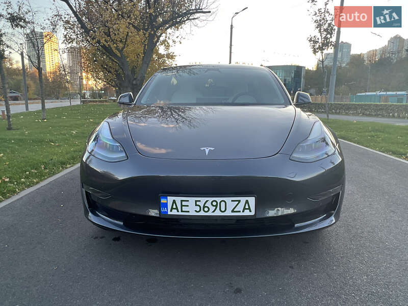 Седан Tesla Model 3 2022 в Дніпрі фото 8 Седан Tesla Model 3 2022 в Дніпрі
