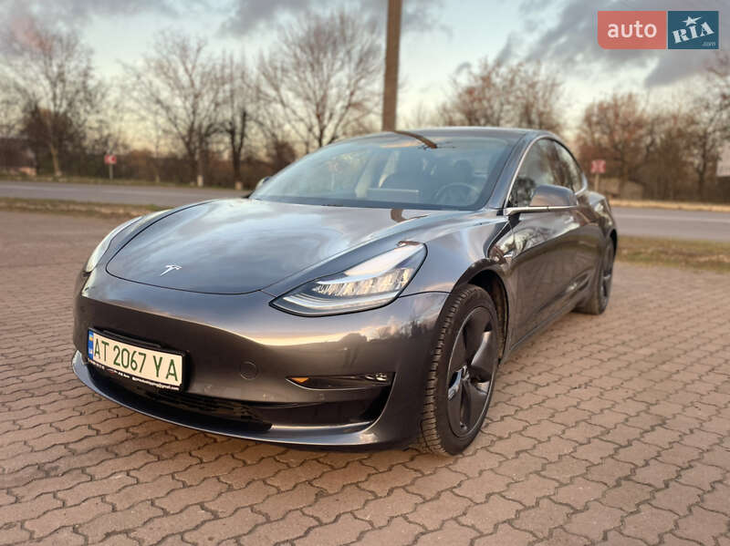 Tesla Model 3 2018
