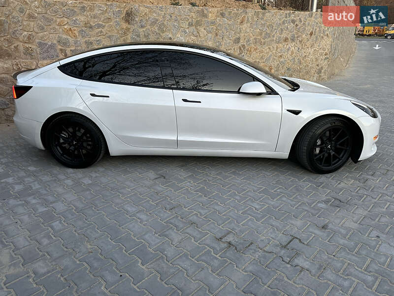 Седан Tesla Model 3 2022 в Виннице фото 16 Седан Tesla Model 3 2022 в Виннице