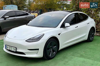 Седан Tesla Model 3 2022 в Одесі