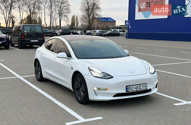 Седан Tesla Model 3 2019 в Тернополі