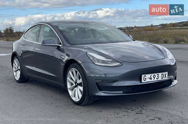 Седан Tesla Model 3 2019 в Радивилове