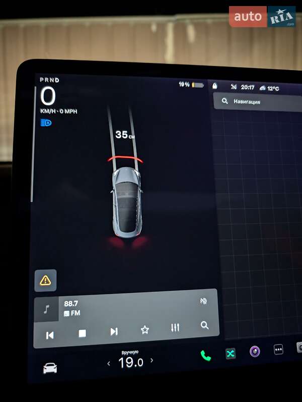 Седан Tesla Model 3 2020 в Луцьку