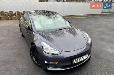 Седан Tesla Model 3 2020 в Вінниці