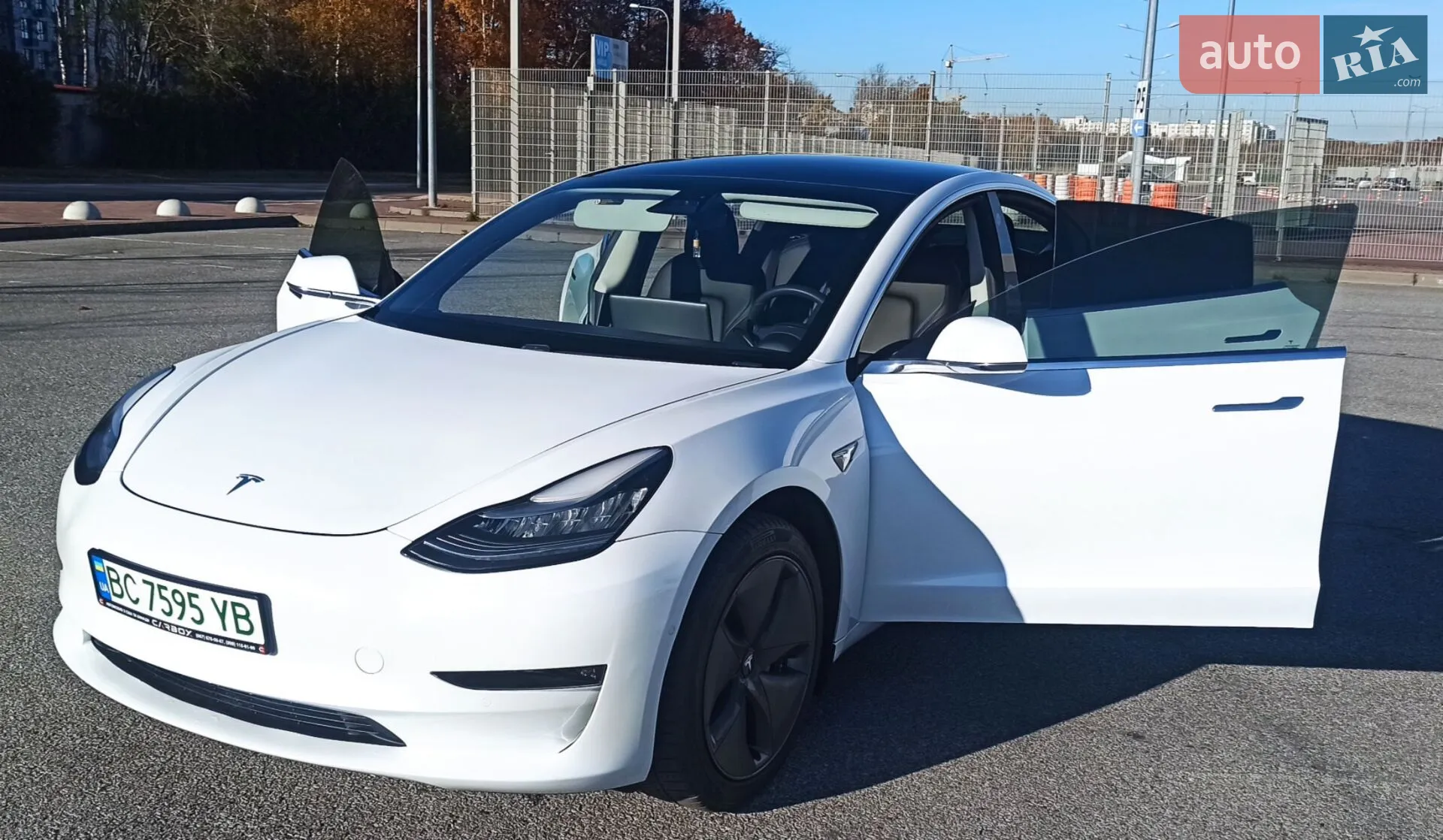 2019 Tesla Model 3 - мініатюра 18