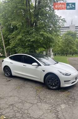 Tesla Model 3 2021 Tesla Model 3 2021