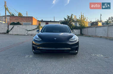 Седан Tesla Model 3 2018 в Первомайске