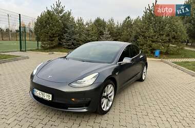 Седан Tesla Model 3 2019 в Львові