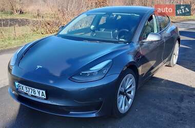 Tesla Model 3 2022